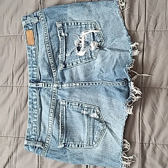 Cute shorts - Picture 2 of 4